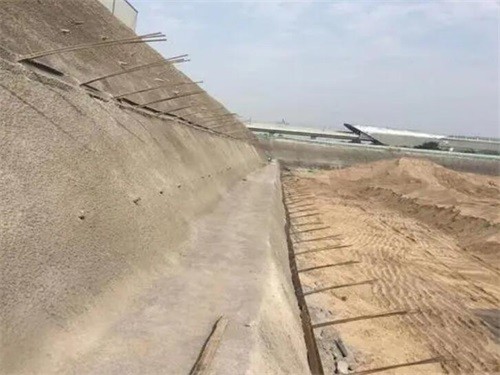 山阳河道边坡加固
